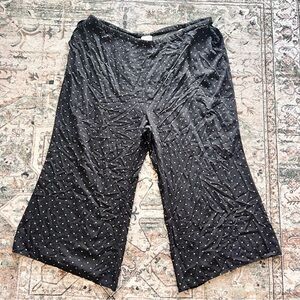 Black Wide-Leg Pants with Polka Dots- 3X